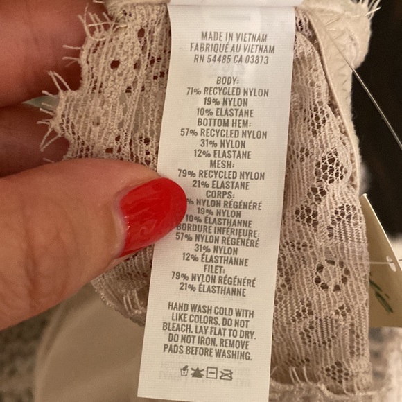 Aerie Eyelash Lace Padded Plunge Bralette -NWT - Picture 10 of 10